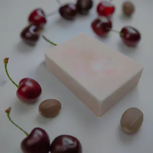 Cherry Nutmeg infused in Goatmilk Soap