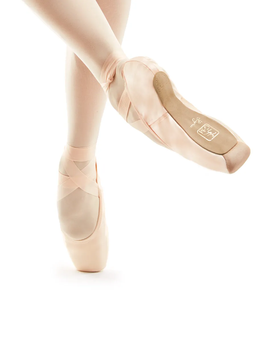 Gaynor Minden Pointe Shoe Lyra Classic (CL) 5 Supple (S) Pink